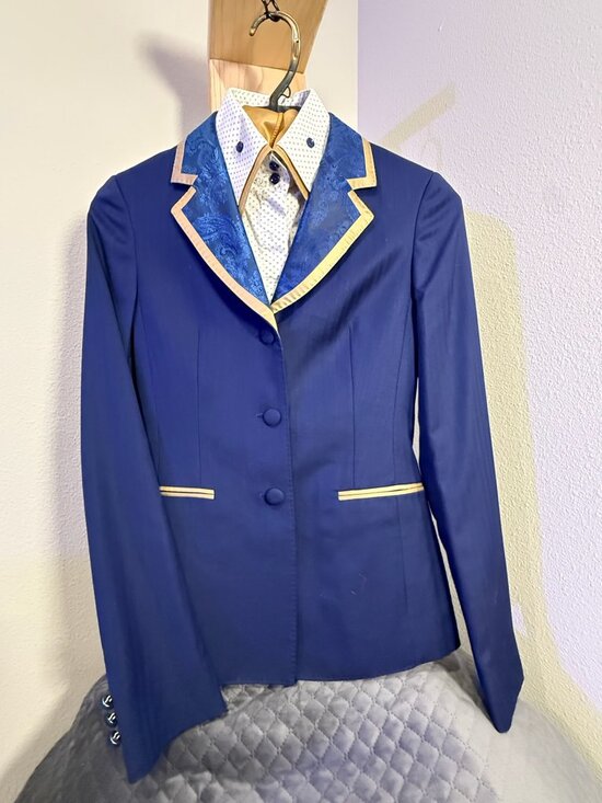 Custom Collars Boutique Jackets & Blazers - Custom Collars Western Showmanship Suit with matching shirt, size 0